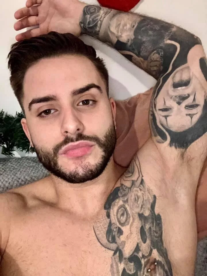 Travis-1